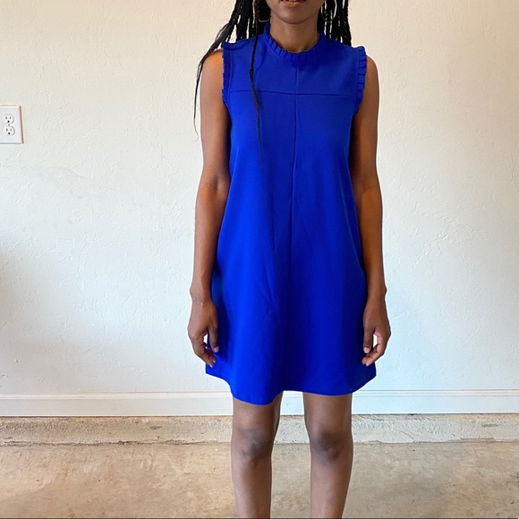 H&M Dresses & Skirts - H&M short dress with pockets and ruffle collar M